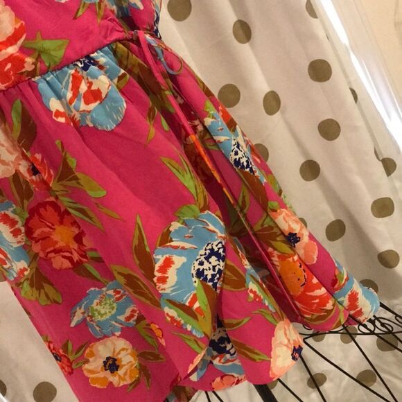 NWT GB Pink Floral Ruffle Wrap Dress - Size XL Jr - Picture 3 of 7